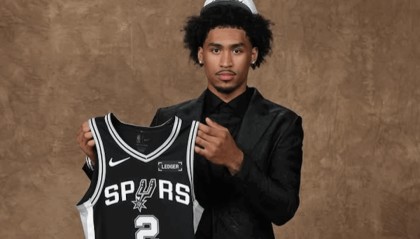 马刺榜眼接受手术！修复左手拇指部分撕裂韧带 仍有望参加揭幕战